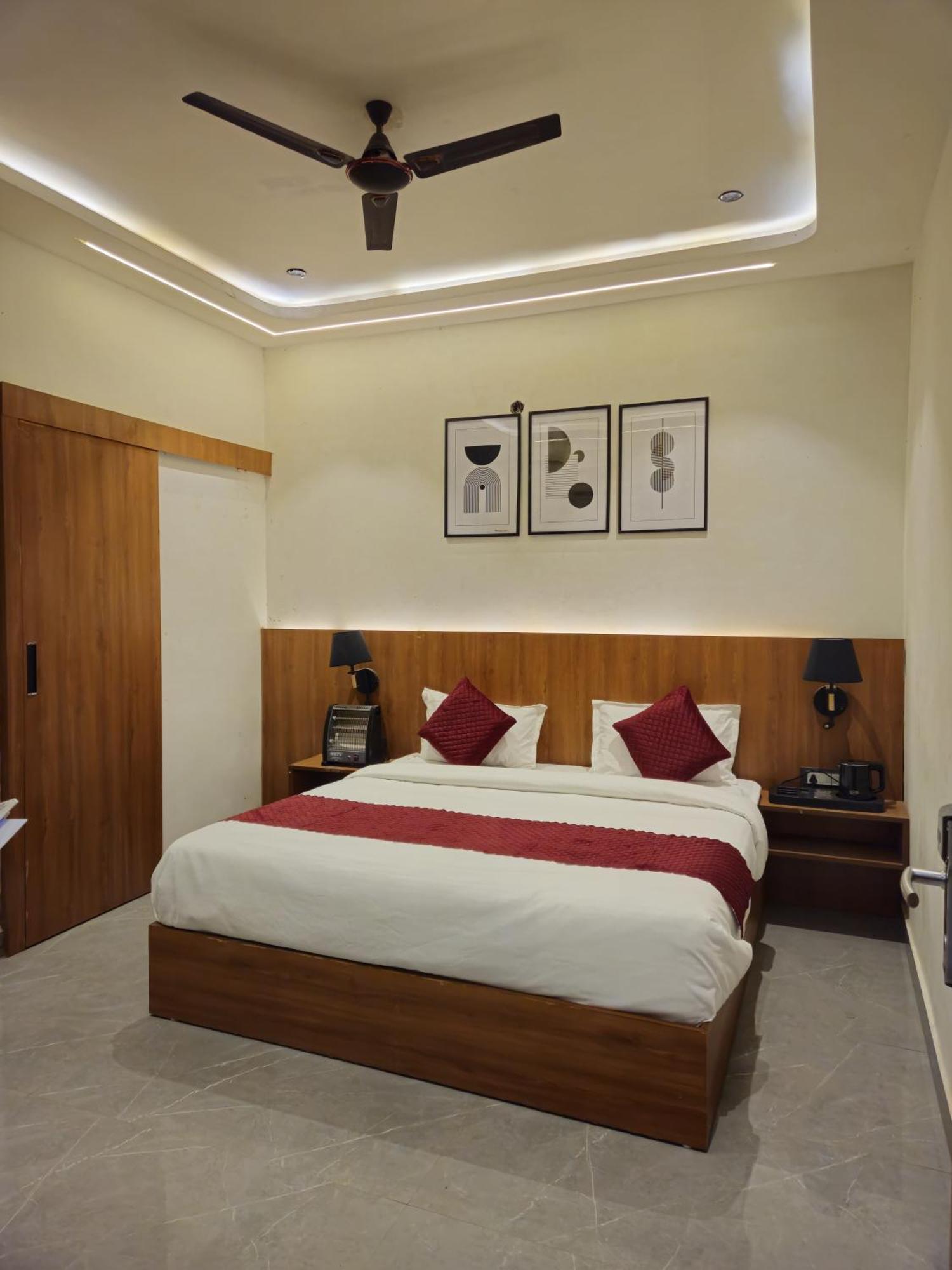 Hotel Royal Orchid Alīgarh Exterior foto